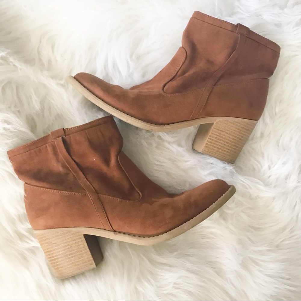 Qupid faux suede brown heeled ankle booties sz 10